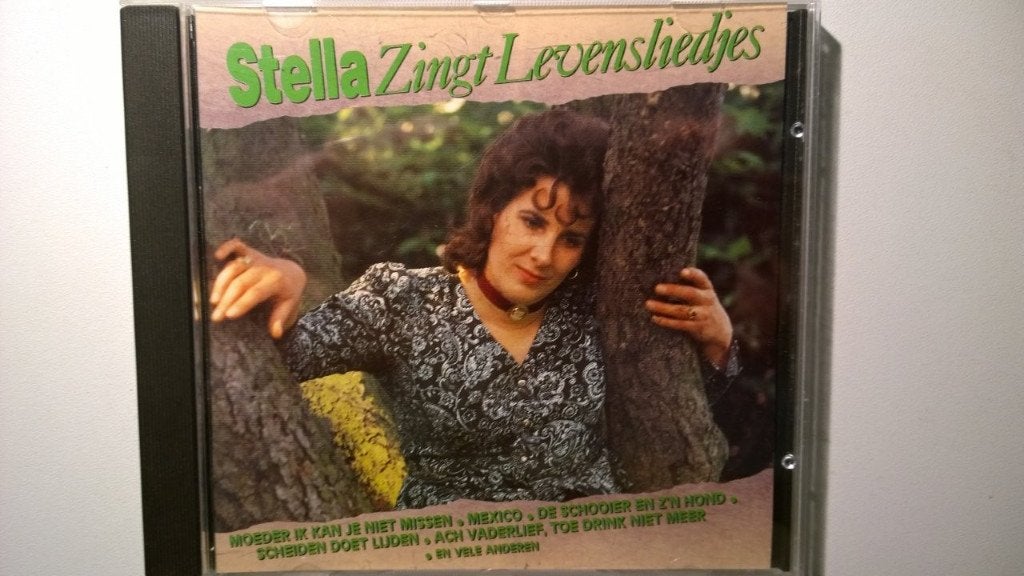 Stella - Stella Zingt Levensliedjes, Ophalen of Verzenden, Zo goed als nieuw, Levenslied of Smartlap, Album