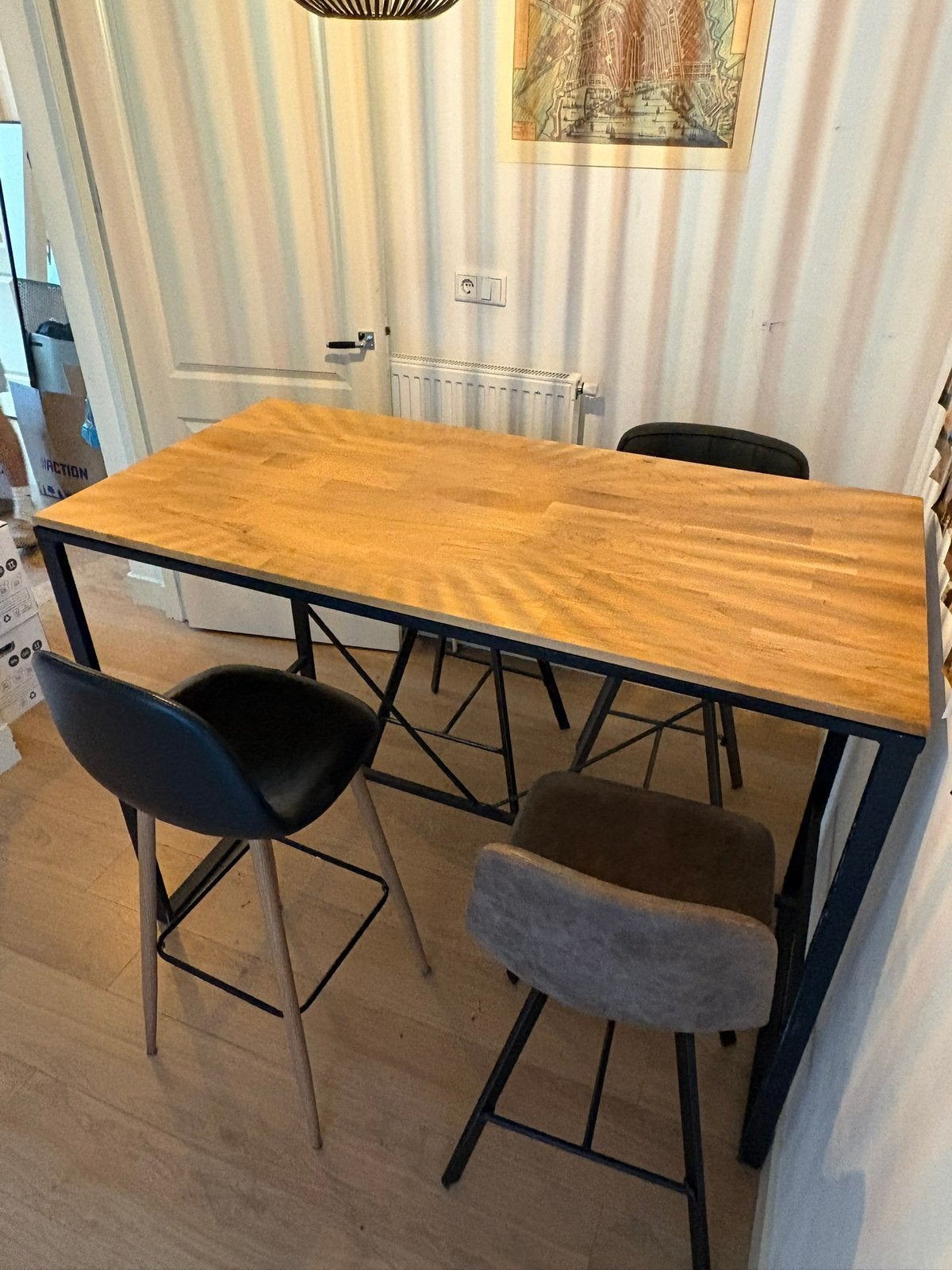 Bartafel + krukken, Huis en Inrichting, Tafels | Statafels, Ophalen, Zo goed als nieuw