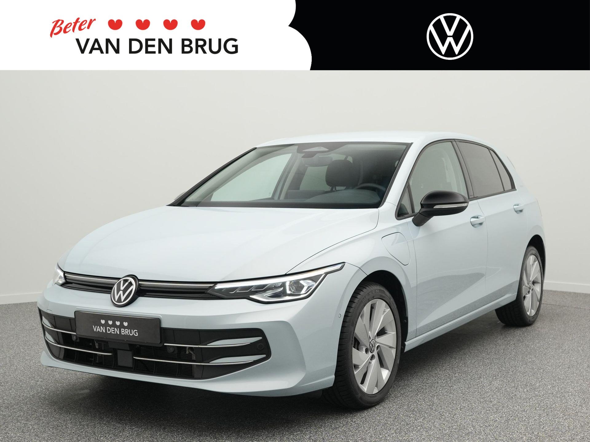 Volkswagen Golf Life Edition 1.5 eHybrid 204 PK | LED Matrix