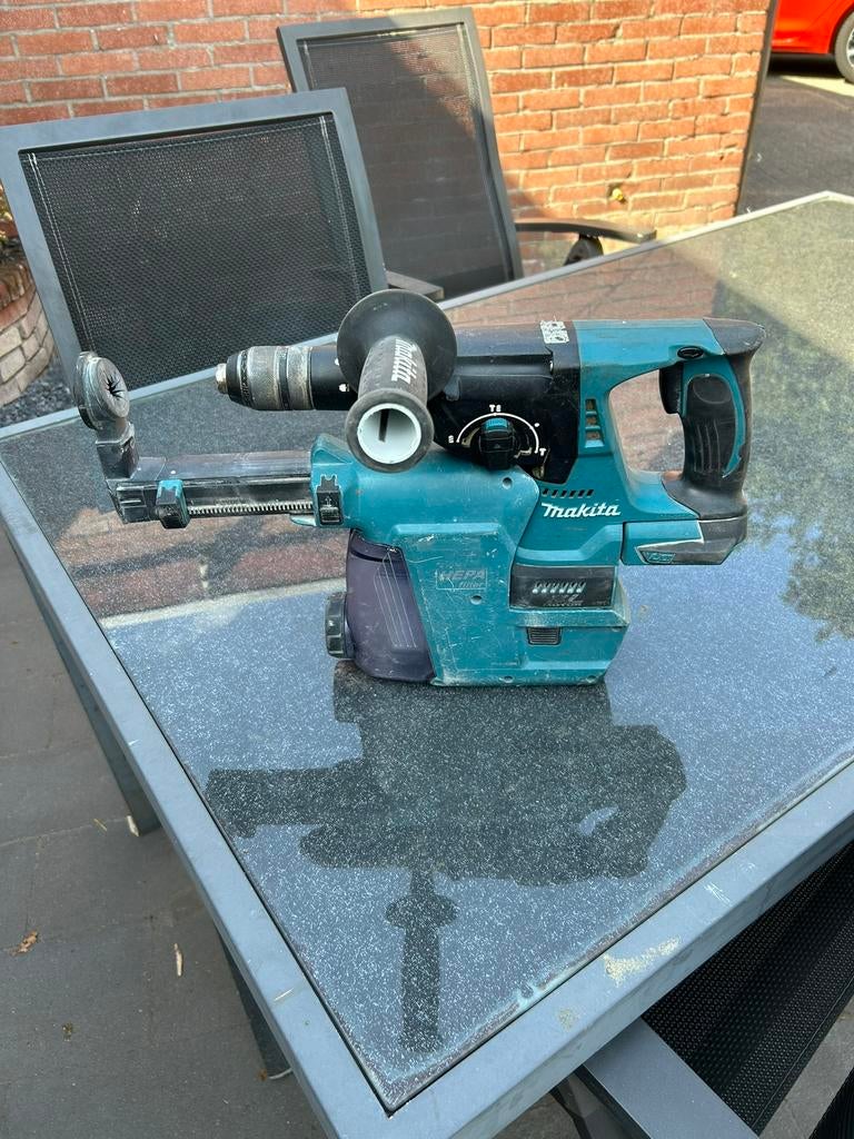 Makita boorhamer 18v body, Ophalen of Verzenden, Zo goed als nieuw, Overige typen