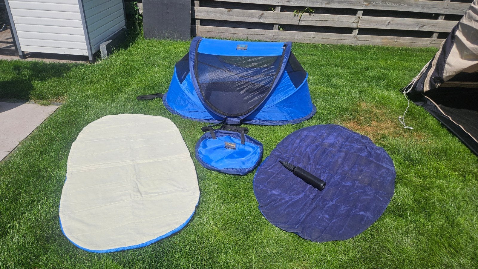 Deryan Peuter Luxe Reisbedje met zelfopblaasbaar matras, Ophalen, Gebruikt