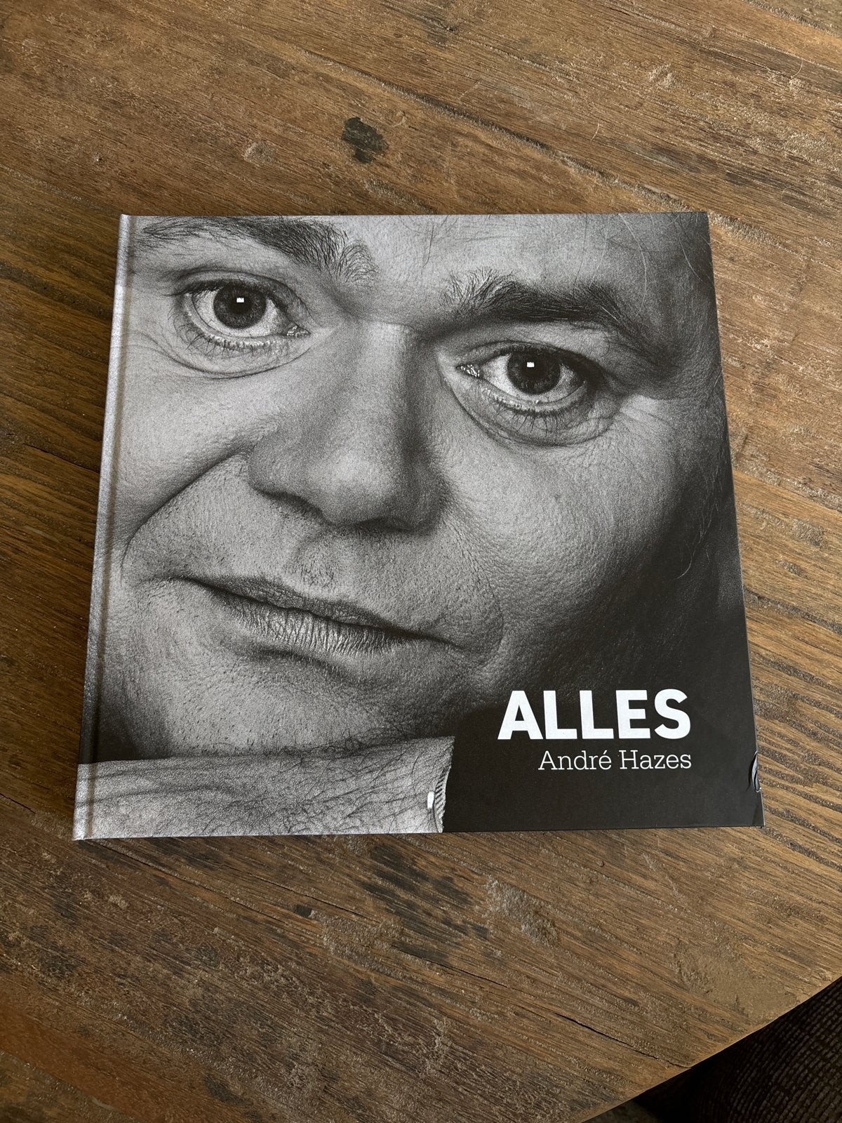 Alles - Het levensverhaal van André Hazes (nieuw boek), Ophalen of Verzenden, Nieuw, Film, Tv en Media