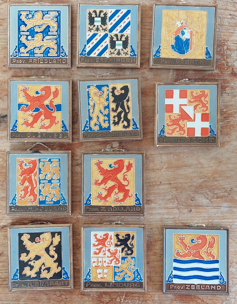 Complete set provincie tegels Westraven (plus bonus), Verzenden