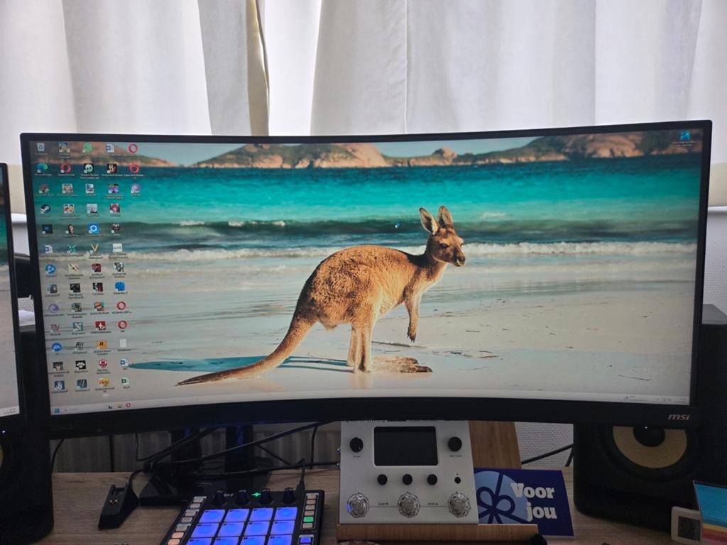 Gaming monitor ​MSI Optix MPG341CQR – 34 inch UWQHD - 144Hz, MSI, 101 t/m 150 Hz, VA, Zo goed als nieuw