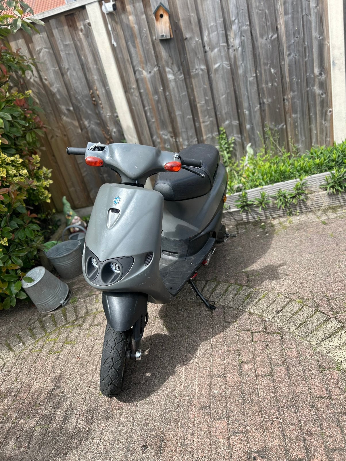 Piaggio fastrider 70 st6🔁 172, Fietsen en Brommers, Maximaal 45 km/u, Ophalen of Verzenden, Zo goed als nieuw, Benzine