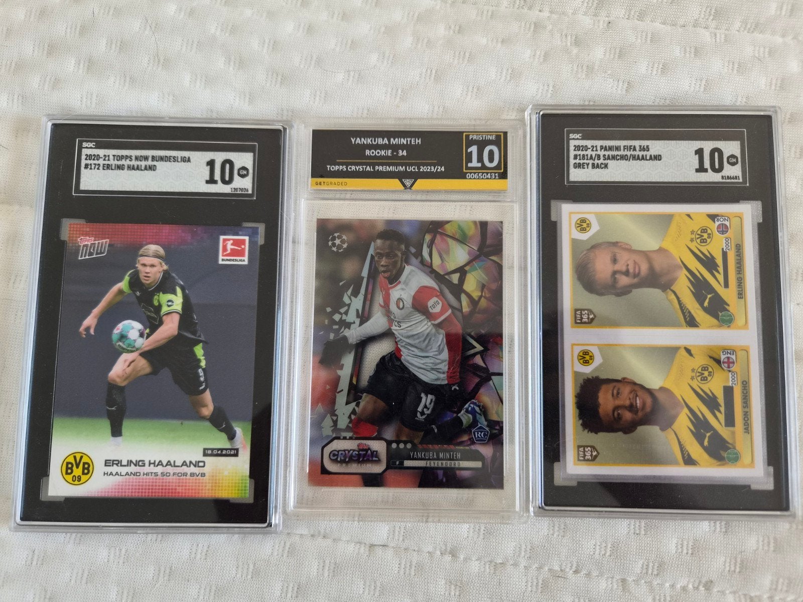 Voetbal Kaarten: Haaland, Minteh, Sancho - Graded 10, Ophalen of Verzenden, Nieuw, Overige sporten, Poster, Plaatje of Sticker