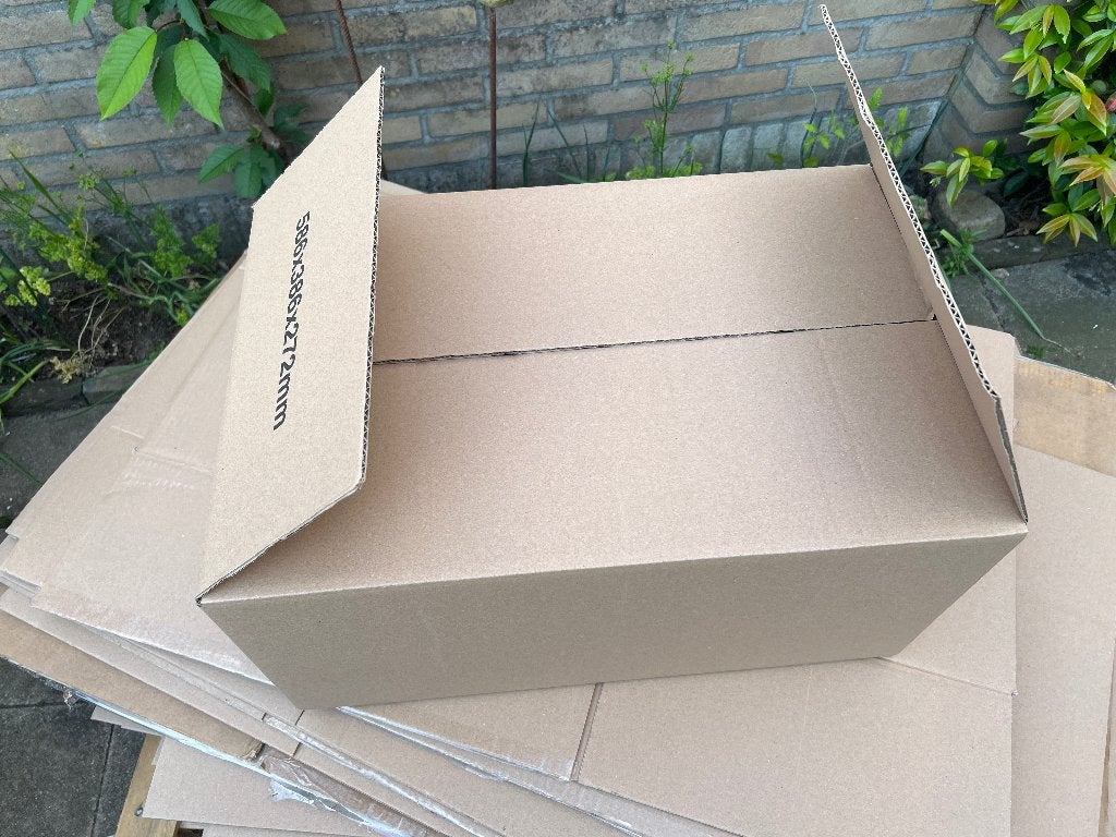 Grote kartonnen dozen, Ophalen, Doos, 50 tot 75 cm, Minder dan 40 cm