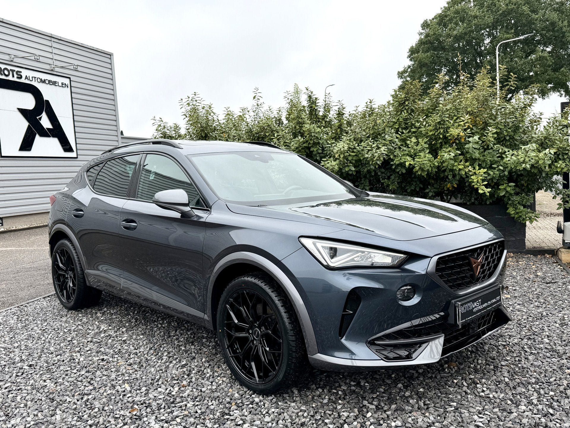 CUPRA Formentor 1.4 e-HYBRID Plug-IN Panodak|ACC|Stuurverw|T, Dealer onderhouden, 77 km/l, Gebruikt, 4 cilinders