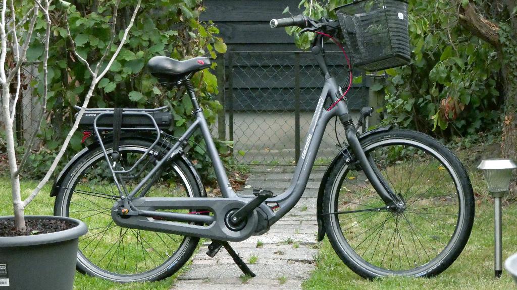 Gazelle ami C8 elektrische fiets elektrische lage instap, Fietsen en Brommers, Elektrische fietsen, Ophalen, Zo goed als nieuw