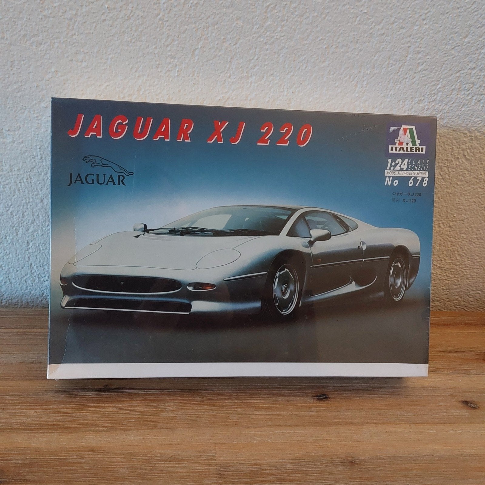 Jaguar XJ 220 Italeri 1:24
No:267
Graag bieden naar waarde., 1:50 of kleiner, Nieuw, Ophalen of Verzenden, Italeri