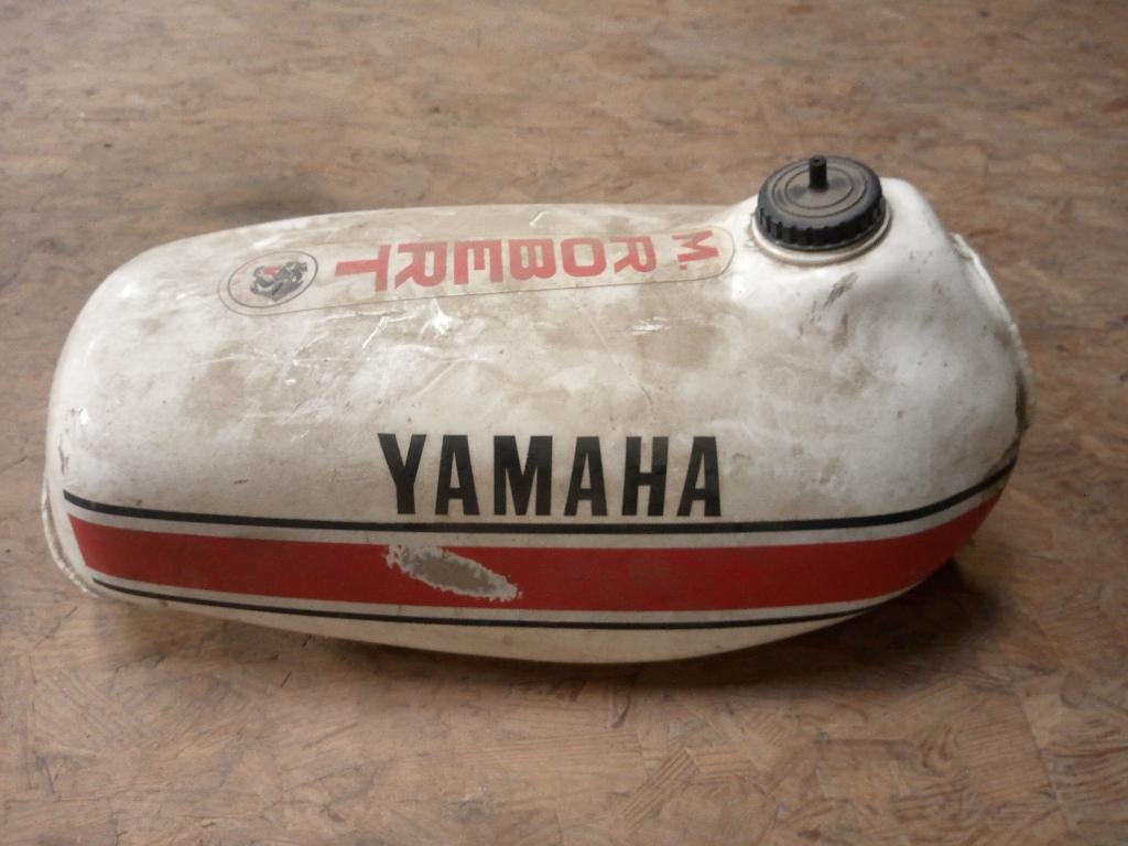 Yamaha DT ? tank, Ophalen