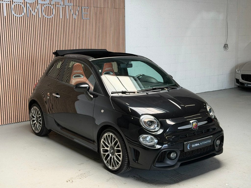 Fiat 500 1.4 T-Jet Abarth 595 - CABRIO - LEDER - PDC, Voorwielaandrijving, Euro 6, Zwart, Leder