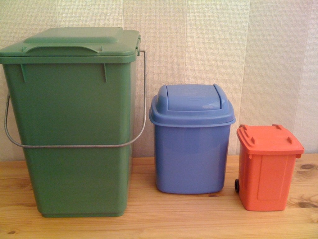 tafel containertjes, Huis en Inrichting, Woonaccessoires | Prullenbakken, Kunststof, Nieuw, Ophalen of Verzenden, Minder dan 10 liter