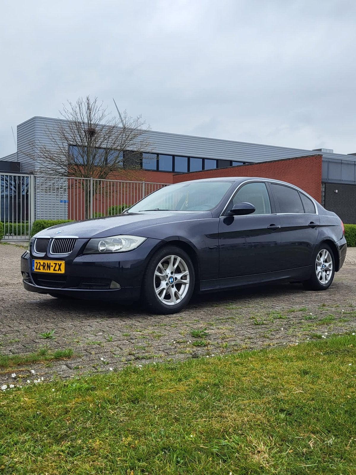BMW 3-Serie 2.0 I 320 2005 Blauw, Auto's, Achterwielaandrijving, 1995 cc, 1295 kg, 4 cilinders