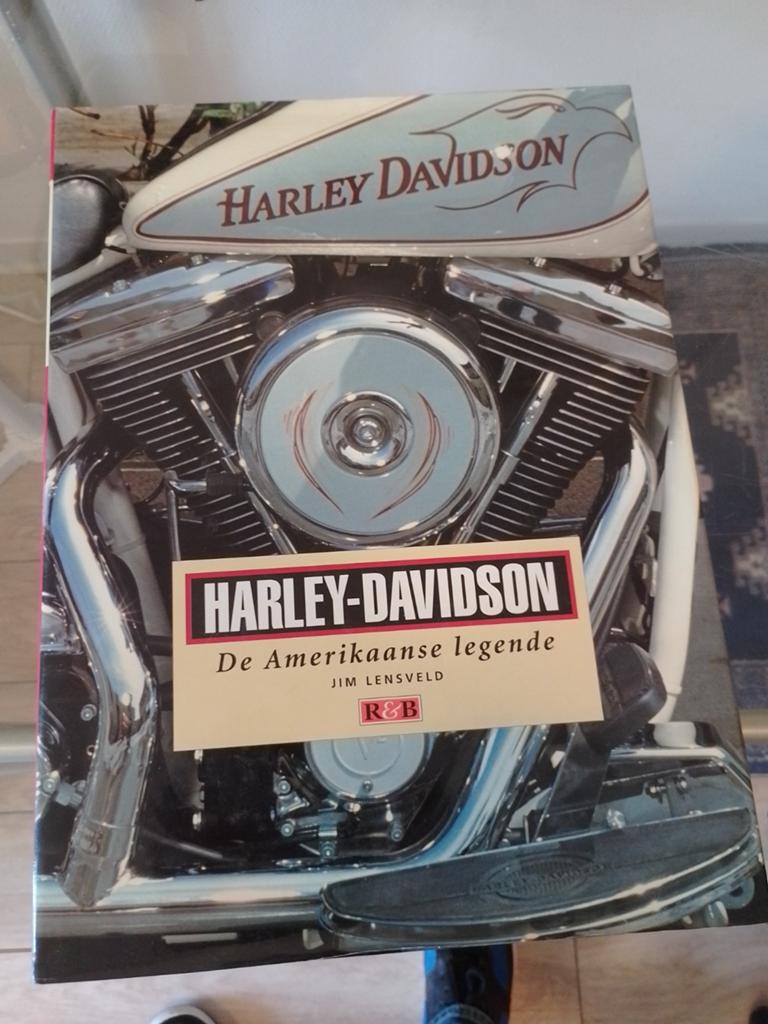 Harley Davidson, Ophalen, Gelezen