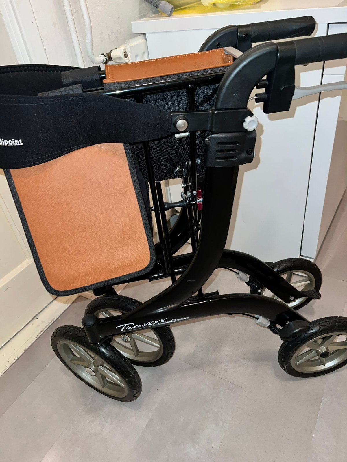 Rollator de luxe van travixx, Diversen, Rollators, Ophalen of Verzenden, Opvouwbaar, Zo goed als nieuw