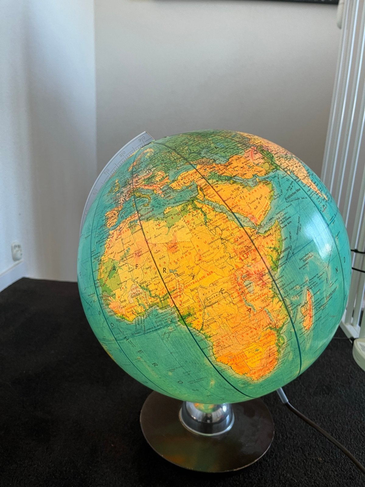 Vintage JRO Licht-Globus met Wechselbild functie, Ophalen, Staatkundige wereldbol, Hout, Verlicht