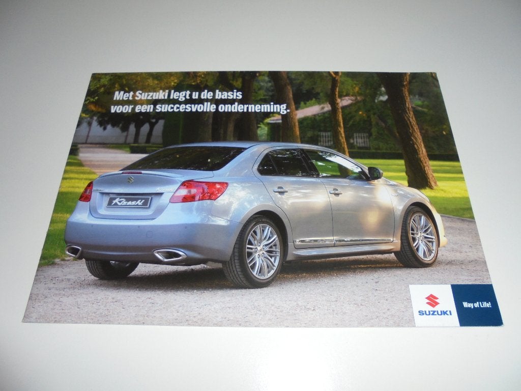 brochure Suzuki modellenprogramma  2011, Ophalen of Verzenden, Zo goed als nieuw, Overige merken