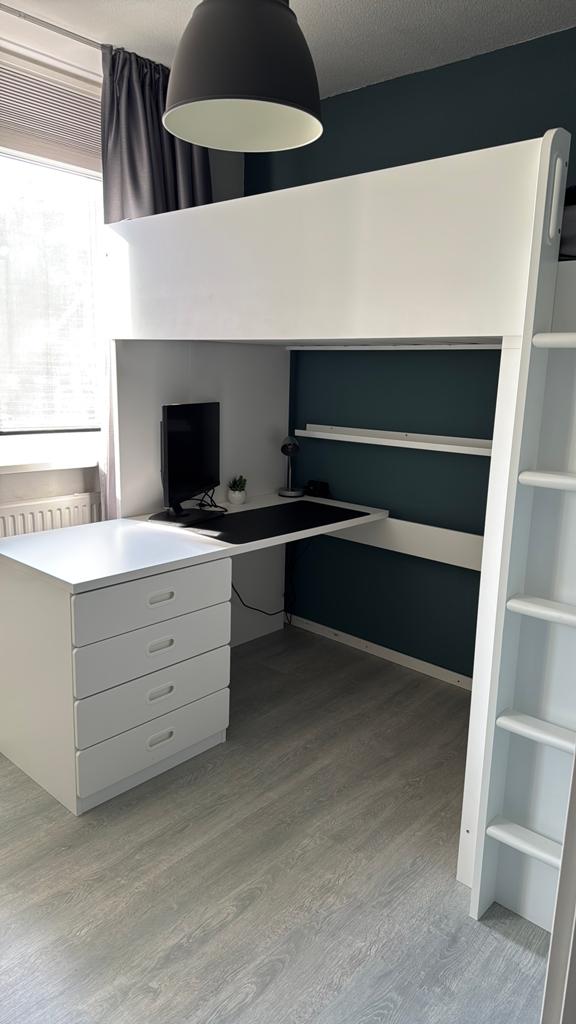 IKEA SMASTAD/STUVA hoogslaper met bureau, Huis en Inrichting, Slaapkamer | Stapelbedden en Hoogslapers, Zo goed als nieuw, Hoogslaper