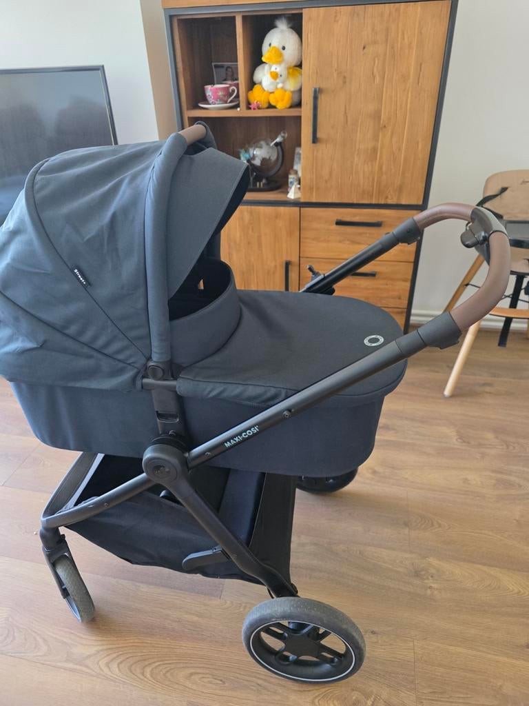 Maxi-Cosi 3-in-1 Kinderwagen met Autostoel en Reiswieg, Ophalen of Verzenden, Zo goed als nieuw, Combiwagen, Verstelbare duwstang