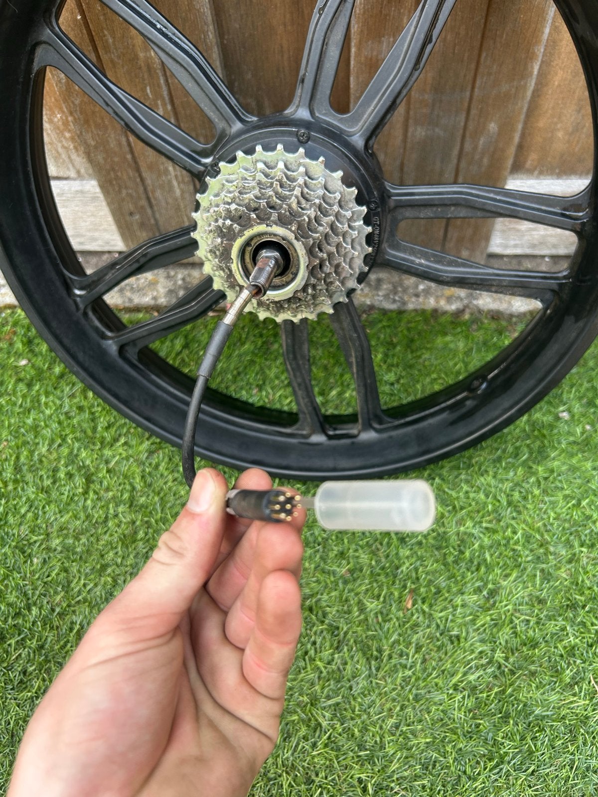 250W motor en voorvelg set - lichte schade, Ophalen of Verzenden, Gebruikt, Elektrische fiets, Motor