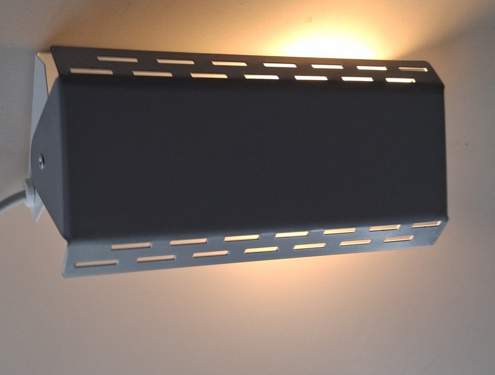 zilverkleurig vintage wandlampje/ leeslampje/bedlampje, Gebruikt, Bedlamp, E14 (klein), Ophalen of Verzenden
