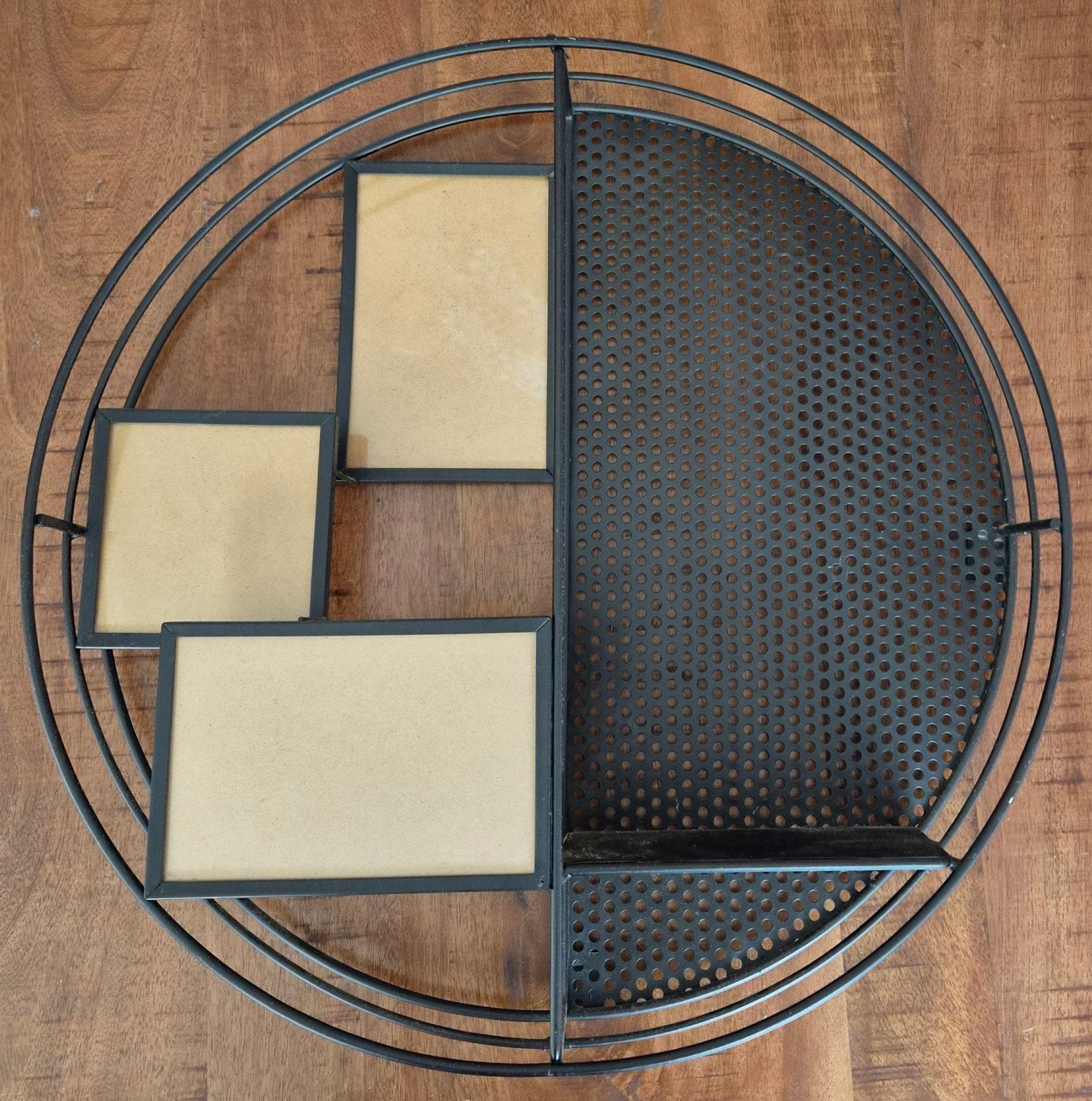 Rond wandrek met geïntegreerde fotolijstjes - Zwart metaal, Gebruikt, 42 cm, Metaal, Zwart