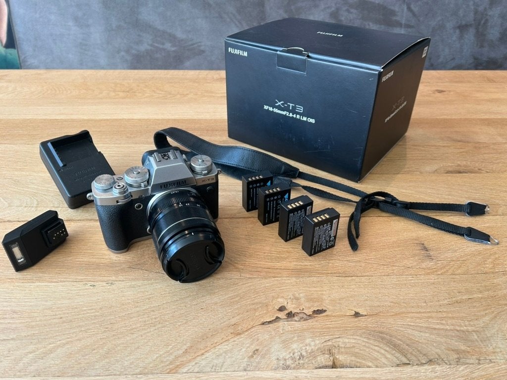 Fuijfilm X-T3 + XF18-55mm, Gebruikt, Bluetooth, Bodydop, Ophalen of Verzenden