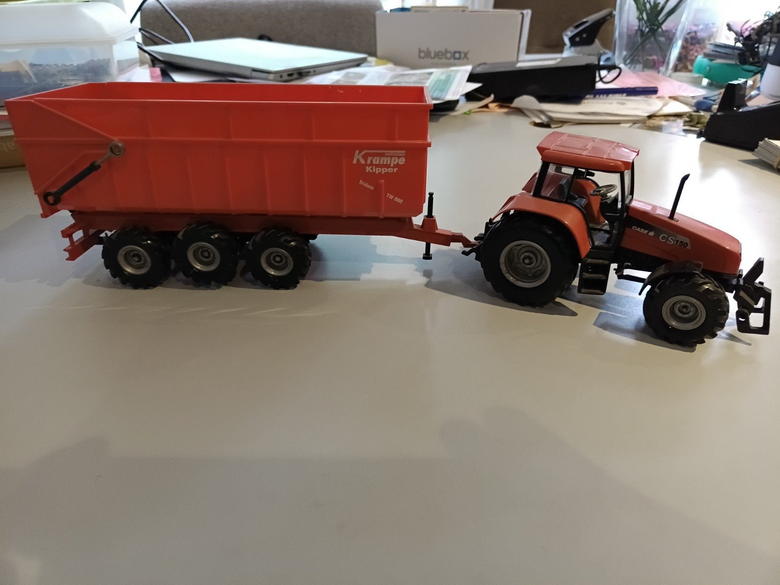 Siku 1:32 Case CS 150 met Krampe Kipper Tridem TW 800, Ophalen of Verzenden, Gebruikt
