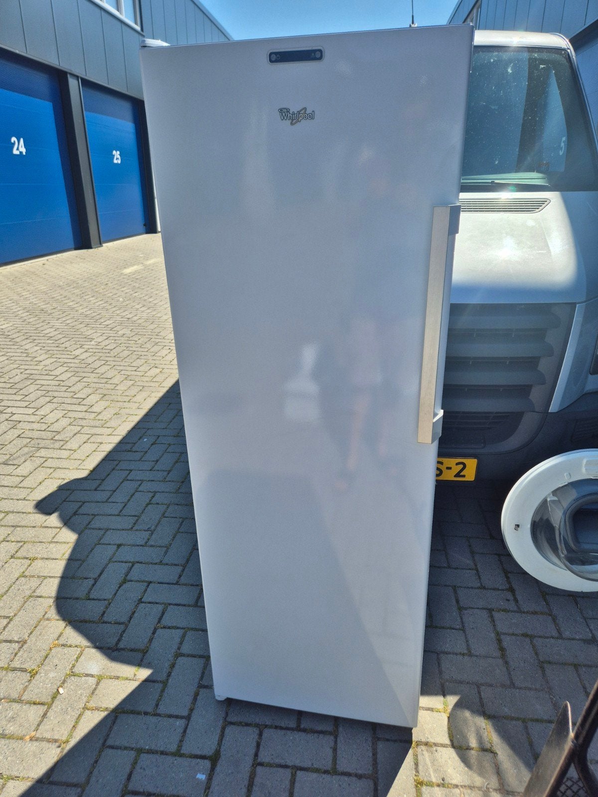 Whirlpool vrieskast -Nofrost - Bezorgen mogelijk, Minder dan 60 cm, 160 cm of meer, Zo goed als nieuw, Vrijstaand