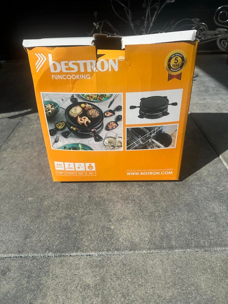 Bestron Fun Cooking Raclette Grill - 800W, Nieuw in doos, Witgoed en Apparatuur, Gourmetstellen, Ophalen of Verzenden, Nieuw, 4 t/m 7 personen