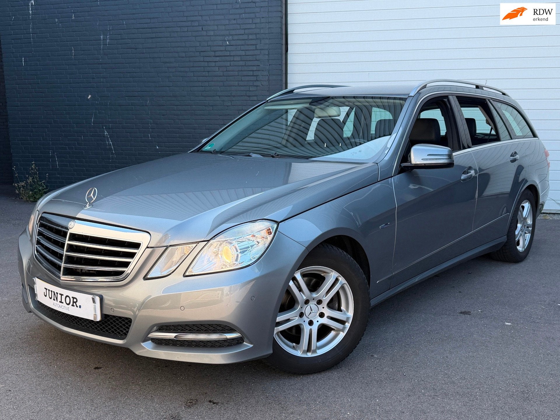 Mercedes-Benz E-klasse Estate 200 CDI Business Class Eleganc, Auto's, Mercedes-Benz, Euro 5, Gebruikt, Zwart, Leder en Stof