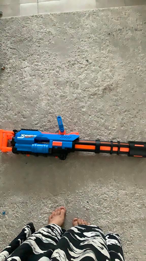 EEN NIEUWE PISTOOL, Ophalen of Verzenden, Zo goed als nieuw