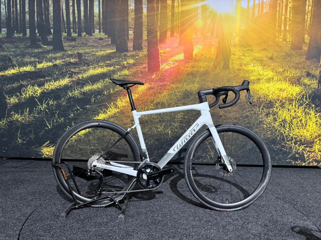 Wilier Garda carbon racefiets met Shimano Di2&carbon wielen, Overige merken, 28 inch, Carbon, Nieuw