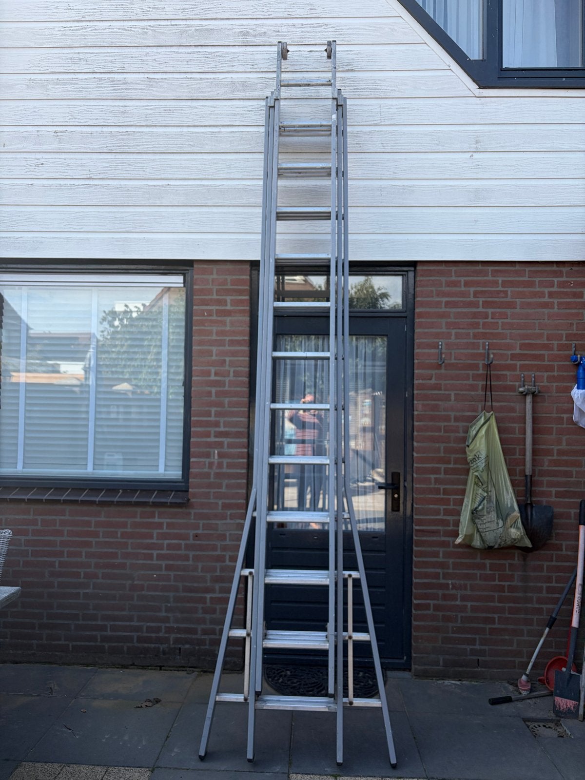 Foto 6 van Dirks uitschuifbare ladder - 3-delig, 4 meter