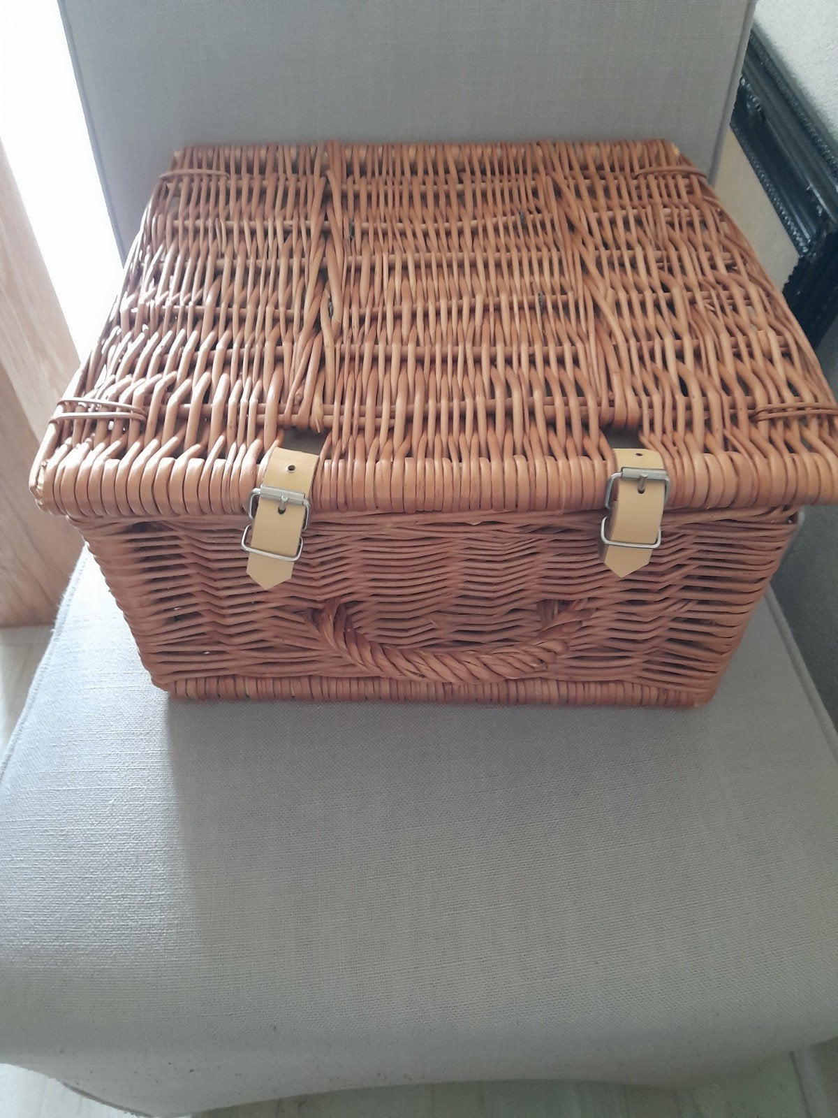 Complete picknickmand met servies en deken, Hobby en Vrije tijd, Picknickmanden, Ophalen, Nieuw