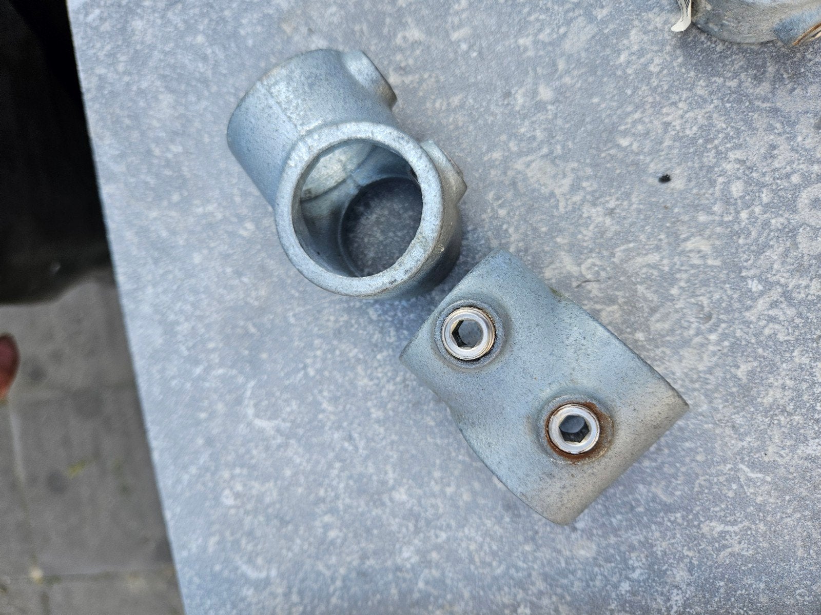 Koppelstukken voor buizen of steigers (2 stuks), Ophalen of Verzenden, Gebruikt
