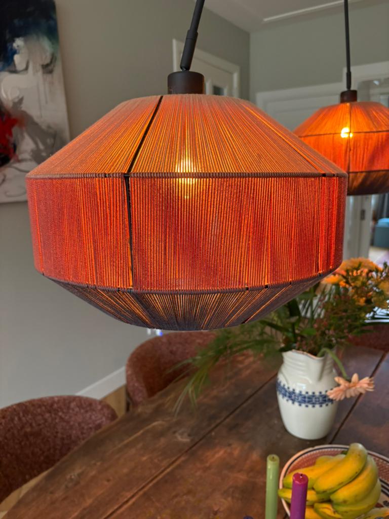 Verstelbare kleurrijke lamp (draden/bonbon), Huis en Inrichting, Lampen | Hanglampen, Ophalen, Minder dan 50 cm