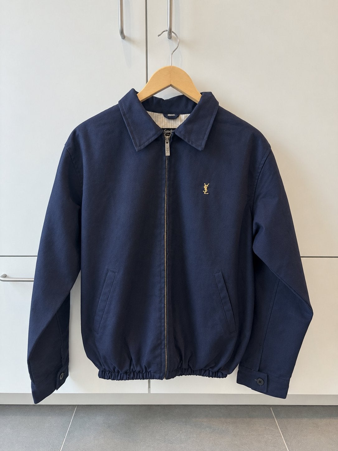 Yves Saint Laurent Heren Jas  harrington - Donkerblauw, Ophalen of Verzenden, Zo goed als nieuw, Maat 52/54 (L), Blauw