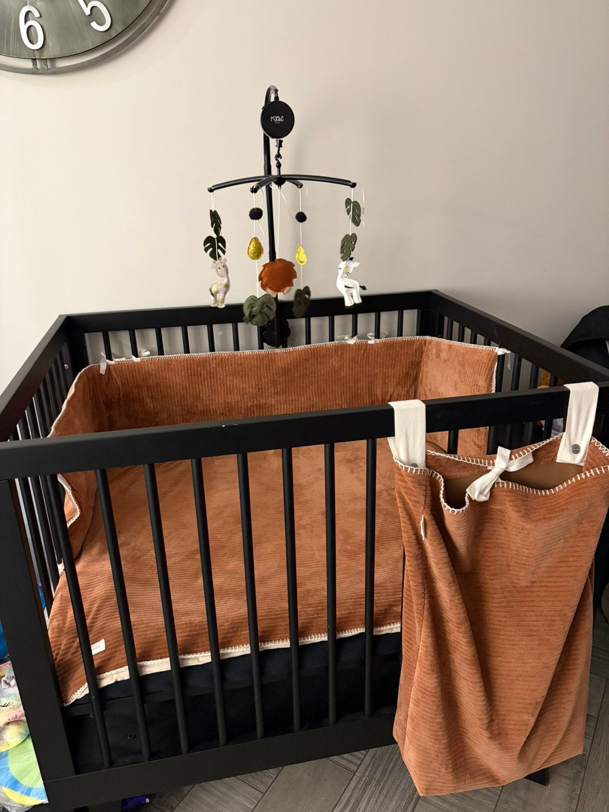 Mooie zwarte box met alle accessoires te koop ‼️‼️, Ophalen, Zo goed als nieuw, Vierkant, In hoogte verstelbaar