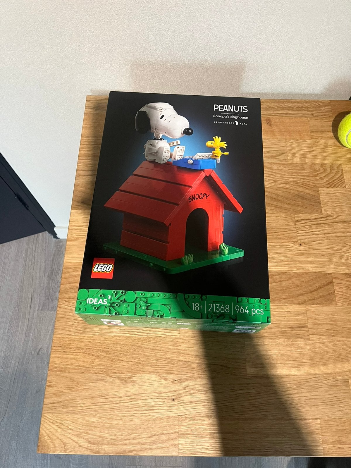 21368 LEGO Ideas Peanuts Snoopy's Doghouse, Lego, Nieuw, Ophalen of Verzenden, Ideas