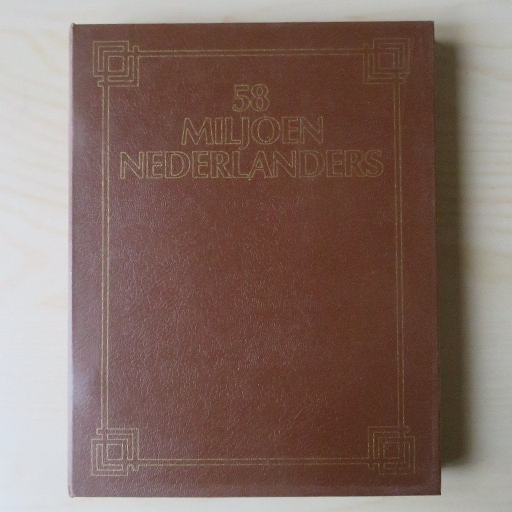 58 miljoen Nederlanders (bundel van 15 katernen), Ophalen of Verzenden, Gelezen