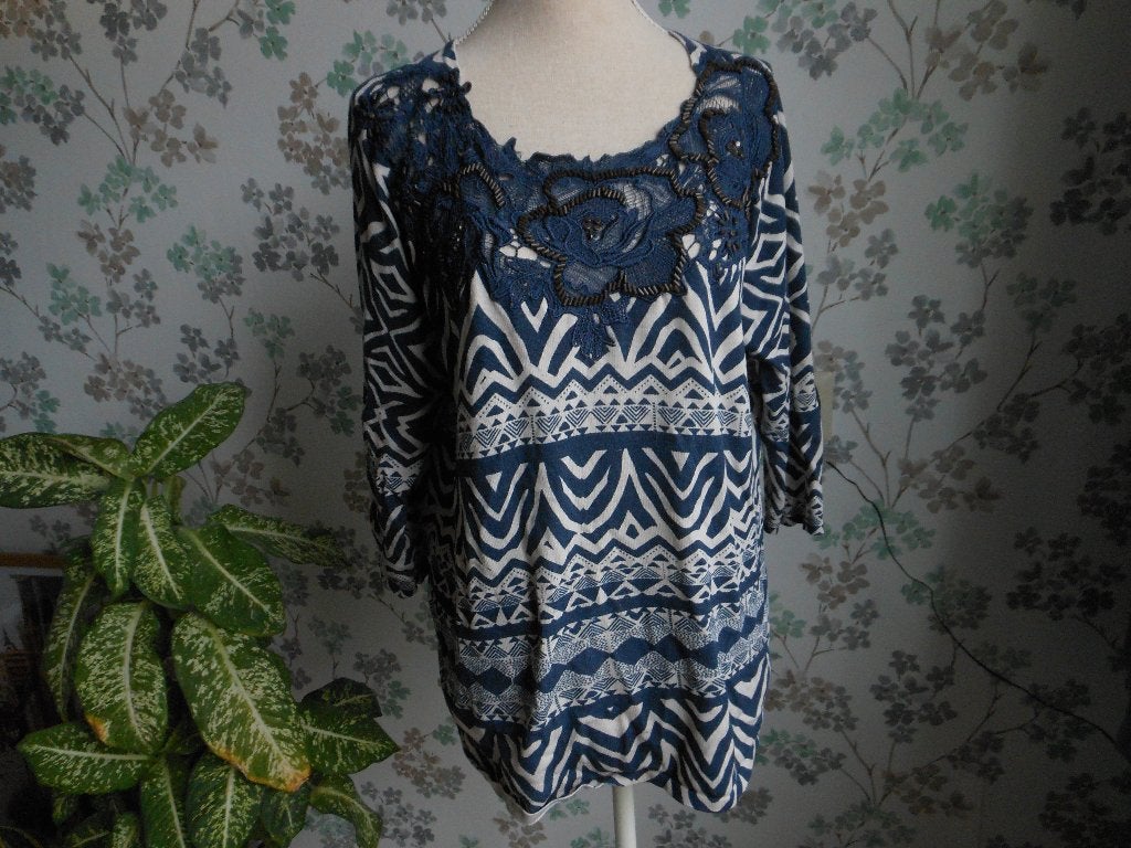 Prachtige trui van LEOGUY maat XL, Ophalen of Verzenden, Zo goed als nieuw, Maat 46/48 (XL) of groter, Blauw