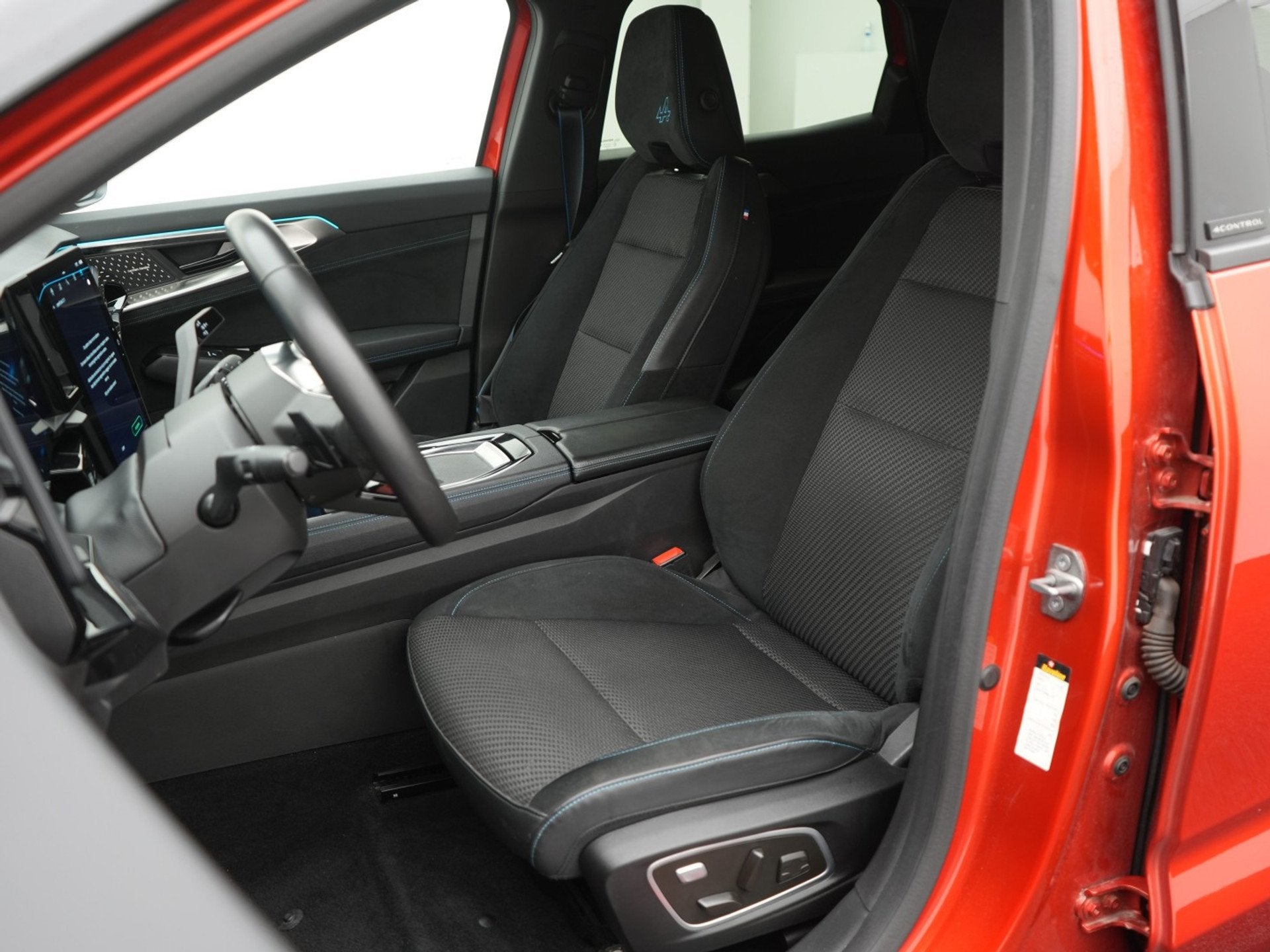 Renault Austral 1.2 E-Tech full hybrid 200 iconic esprit Alp, Auto's, Dealer onderhouden, Stof, Gebruikt, 1199 cc
