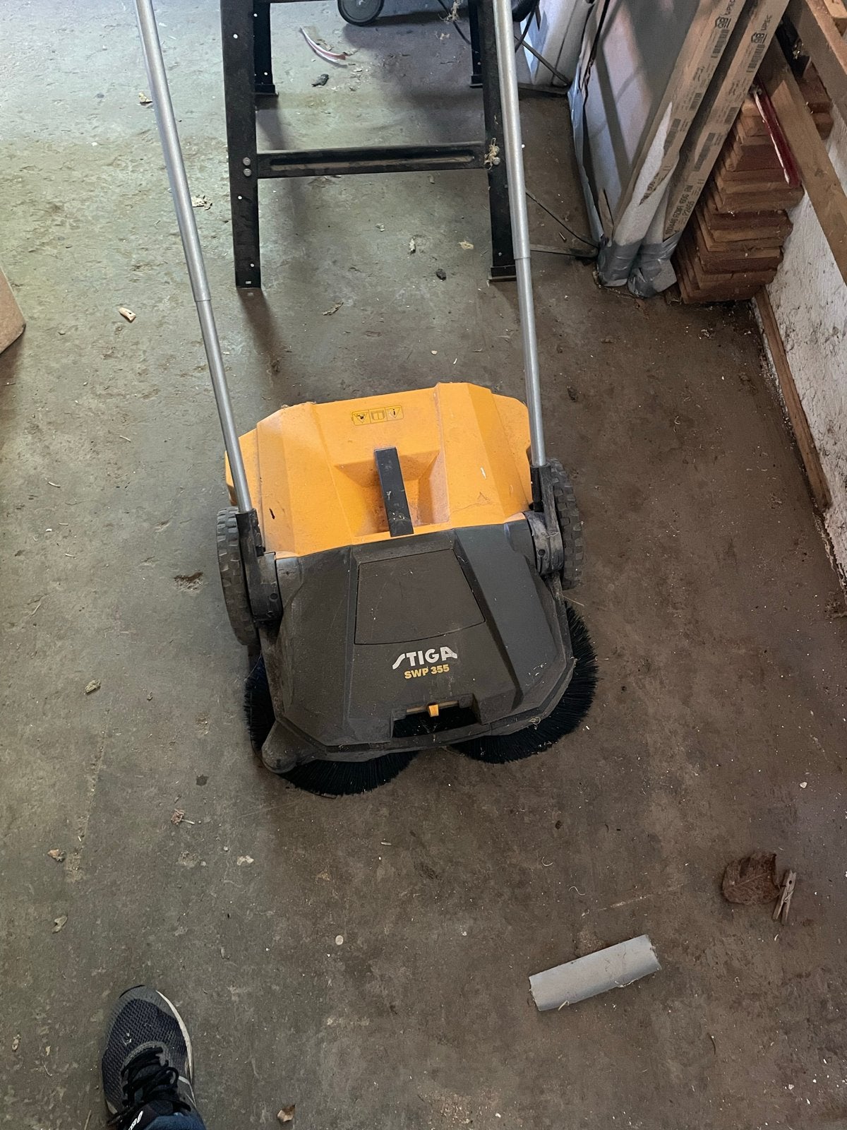 Stiga SWP 355 veegmachine, Ophalen, Gebruikt