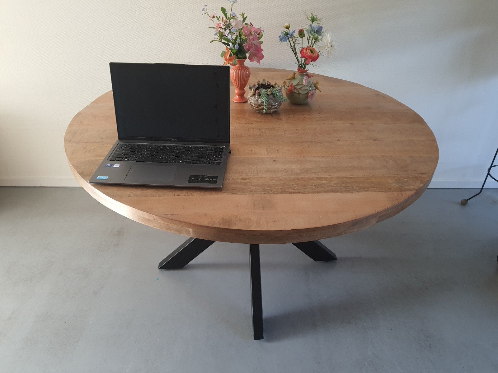 Mangohouten eettafel rond 130cm - Rustieke afwerking, Huis en Inrichting, Ophalen, Gebruikt, Rustiek, Rond