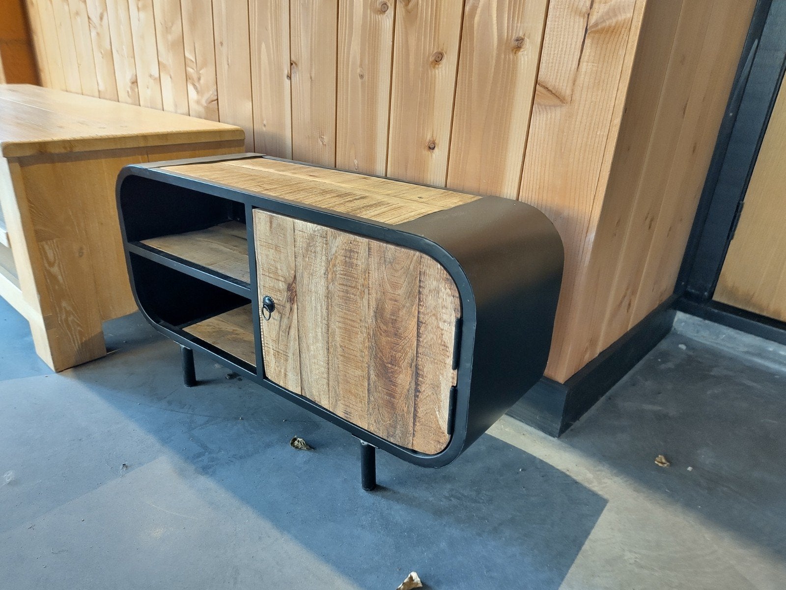 Industriële TV-kast / Dressoir van mangohout en metaal, 50 tot 100 cm, Zo goed als nieuw, Minder dan 100 cm, Industrieel