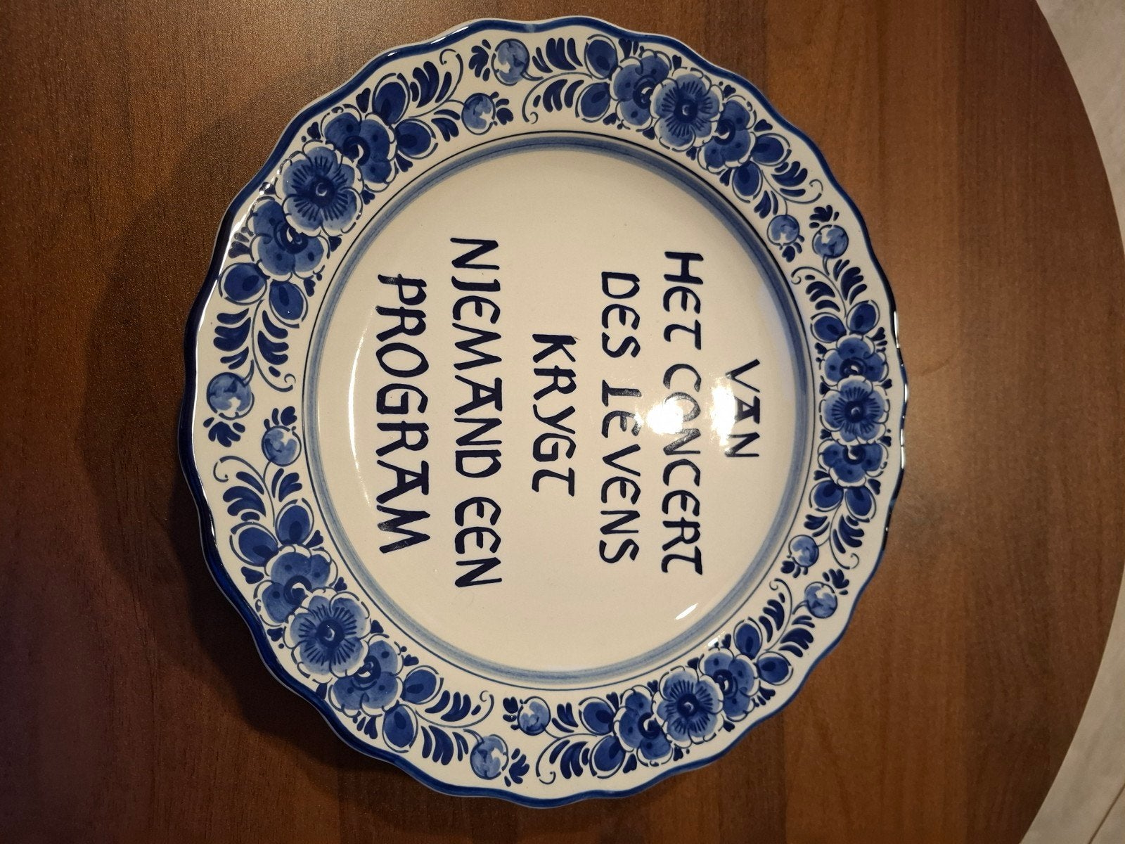 Delfts Blauw sierbord met spreuk - 31cm, Antiek en Kunst, Antiek | Wandborden en Tegels, Ophalen of Verzenden