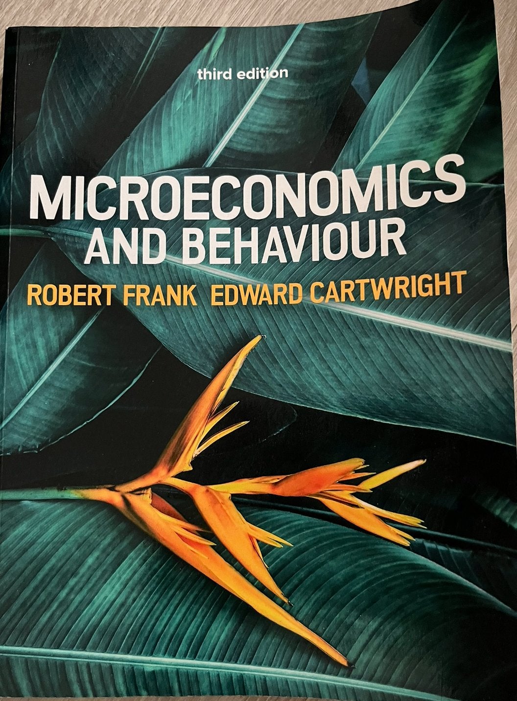 Microeconomics and behaviour, Ophalen of Verzenden, Nieuw