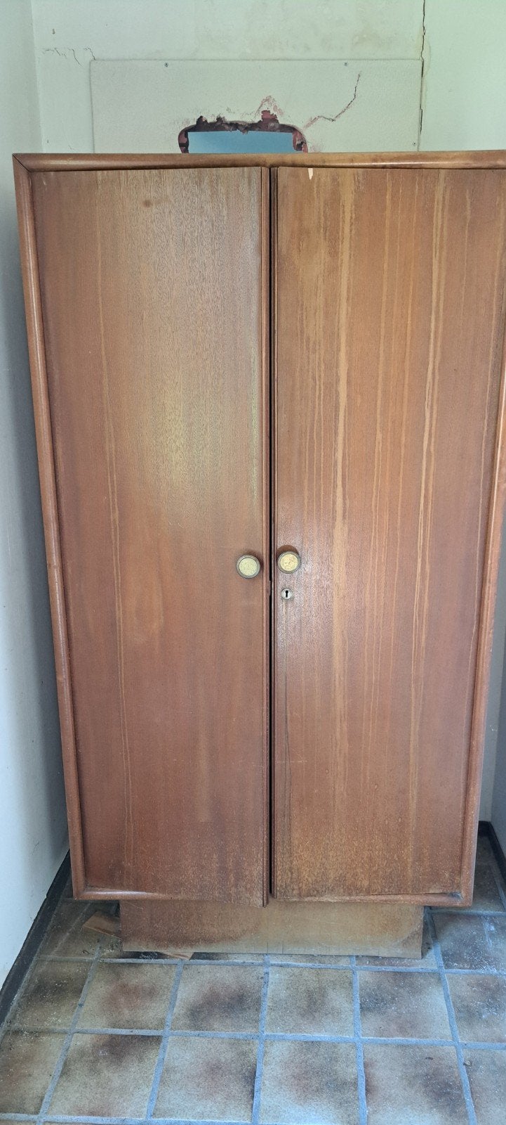Vintage jaren 50  houten kast met planken, Ophalen, Vintage, 50 tot 100 cm, 150 tot 200 cm
